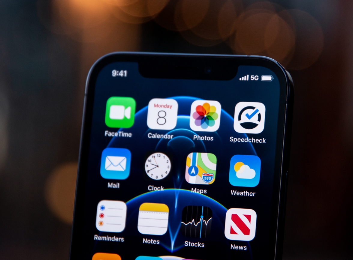 南丹苹果手机维修分享为什么 iPhone 12 在冬季会自动关机 
